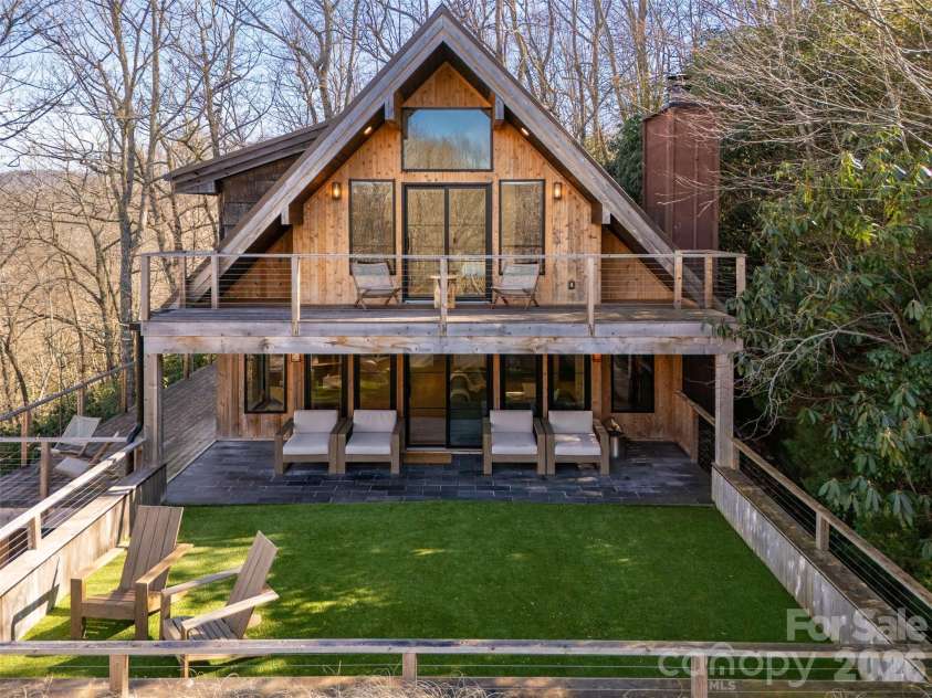 206 Tsisdvna Lane, Brevard, NC 28712.  MLS# CAR4334880, YatesRealty ID 2219. Rooftop terrace with pet friendly artificial turf