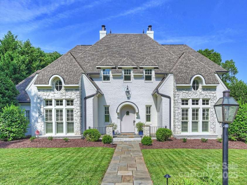 6314 Saint Stephen Lane, Charlotte, NC 28210.  MLS# CAR4272179, YatesRealty ID 22190. Front Exterior