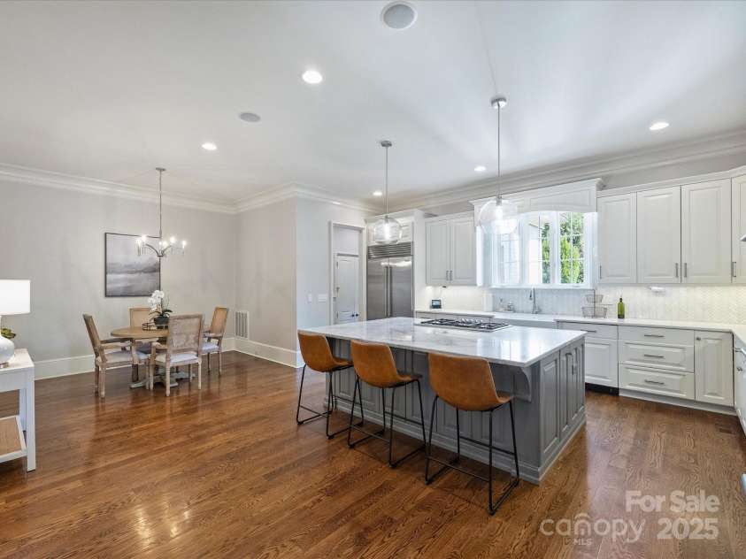 6314 Saint Stephen Lane, Charlotte, NC 28210.  MLS# CAR4272179, YatesRealty ID 22190. Kitchen