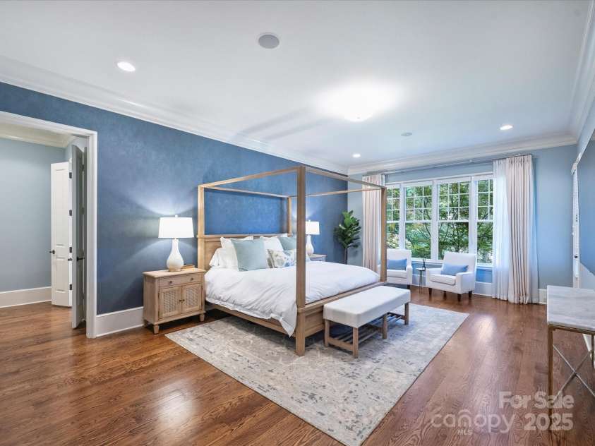 6314 Saint Stephen Lane, Charlotte, NC 28210.  MLS# CAR4272179, YatesRealty ID 22190. Primary Bedroom