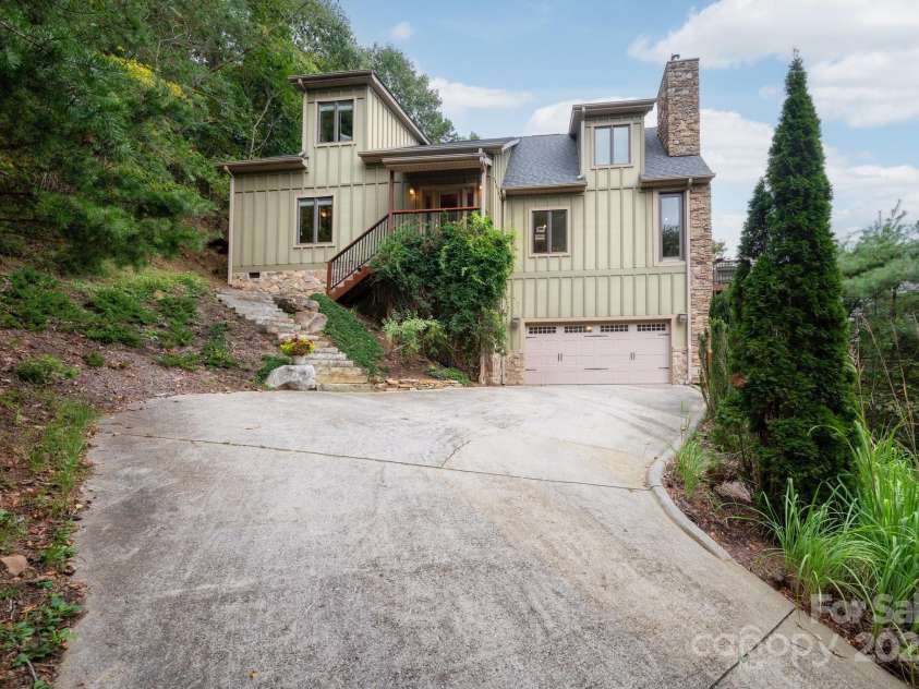 130 Black Oak Drive, Asheville, NC 28804.  MLS# CAR4186383, YatesRealty ID 22192. Almost to House