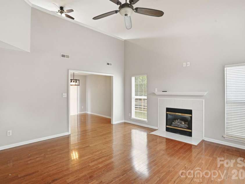 6914 Weirton Place, Charlotte, NC 28226.  MLS# CAR4379626, YatesRealty ID 22192. 