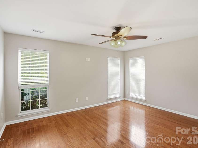 6914 Weirton Place, Charlotte, NC 28226.  MLS# CAR4379626, YatesRealty ID 22192. 