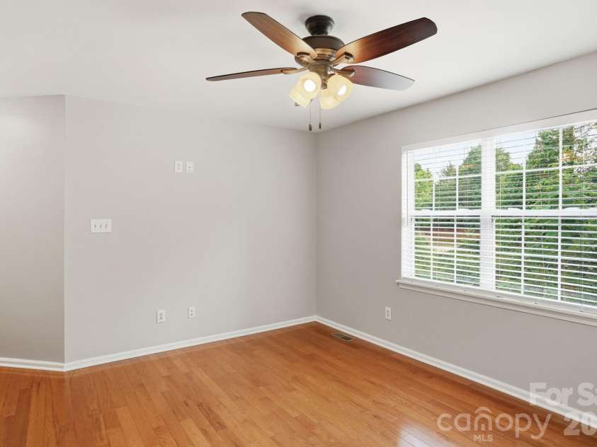 6914 Weirton Place, Charlotte, NC 28226.  MLS# CAR4379626, YatesRealty ID 22192. 