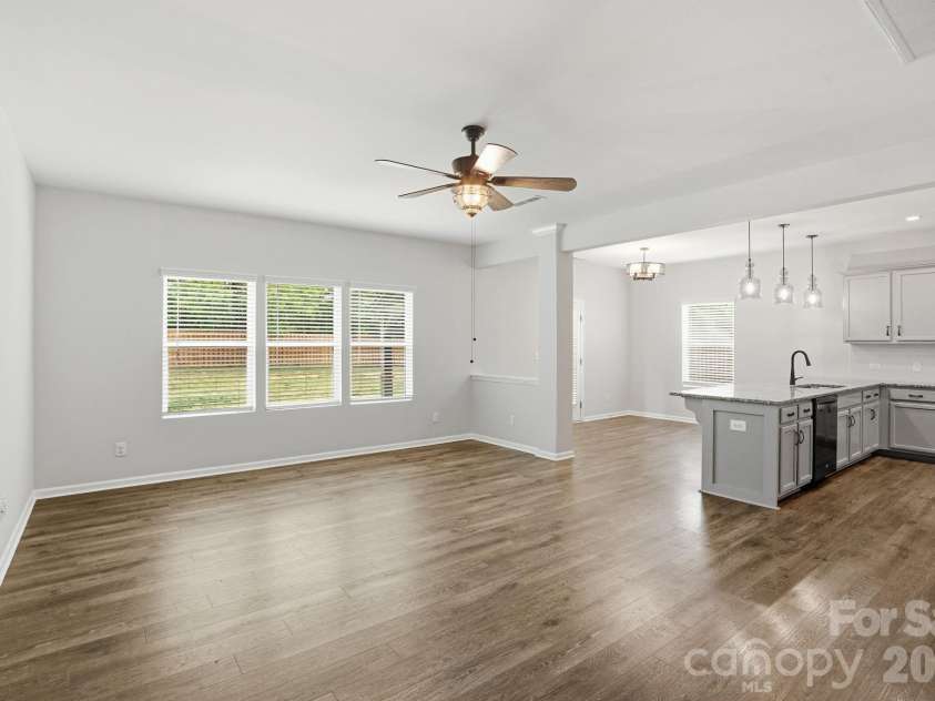 1006 Brooksland Place, Waxhaw, NC 28173.  MLS# CAR4379627, YatesRealty ID 22193. 