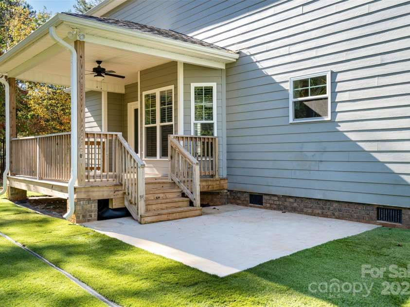3011 Waxhaw Crossing Drive, Waxhaw, NC 28173.  MLS# CAR4315709, YatesRealty ID 22193. Back porch & patio