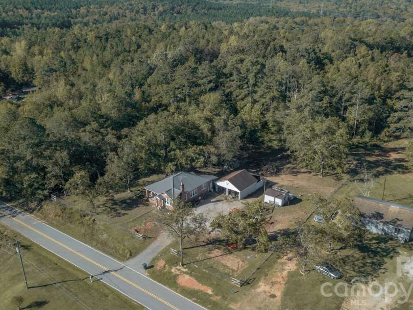 1339 Liberty Road, Chester, SC 29706.  MLS# CAR4325600, YatesRealty ID 22194. 