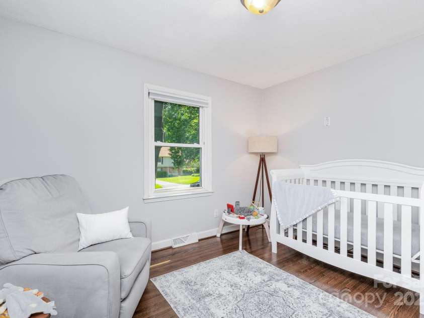 4200 Tyndale Avenue, Charlotte, NC 28210.  MLS# CAR4268120, YatesRealty ID 22194. Bedroom #3 upstairs