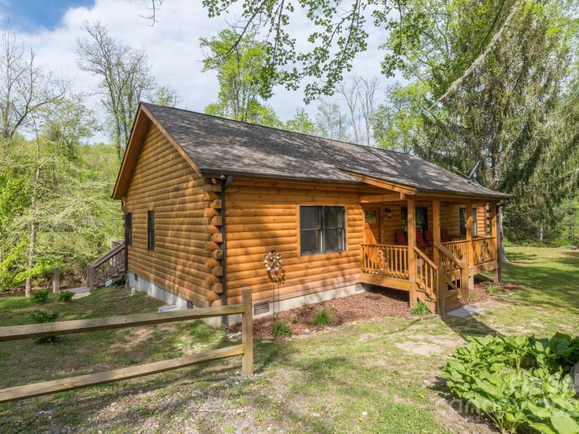 2086 NC Hwy 9 Highway, Black Mountain, NC 28711.  MLS# CAR4273264, YatesRealty ID 22195. 