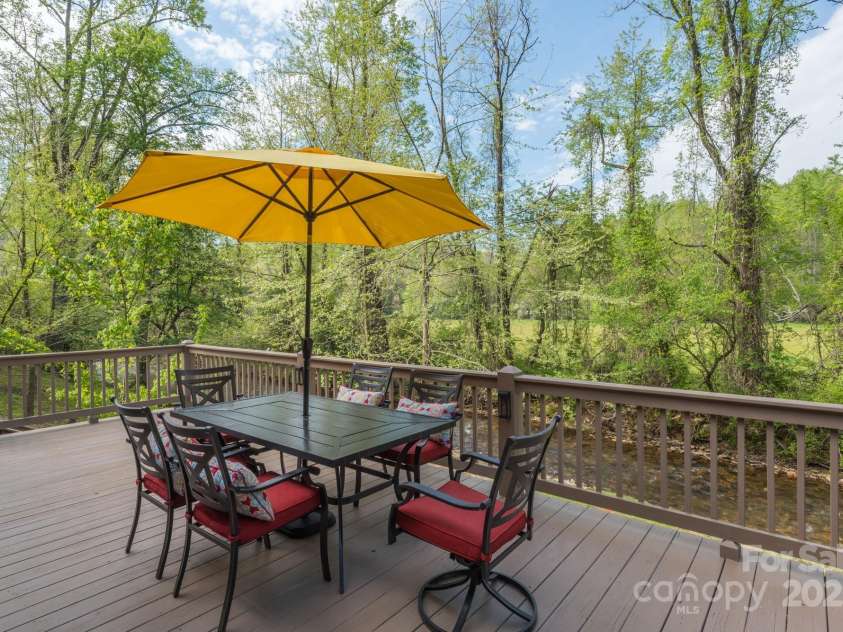 2086 NC Hwy 9 Highway, Black Mountain, NC 28711.  MLS# CAR4273264, YatesRealty ID 22195. 