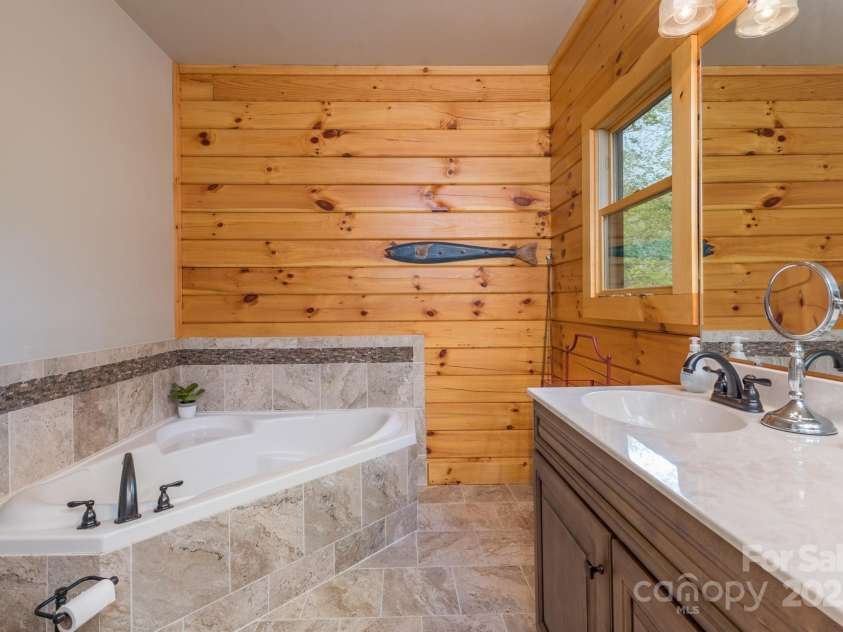 2086 NC Hwy 9 Highway, Black Mountain, NC 28711.  MLS# CAR4273264, YatesRealty ID 22195. 