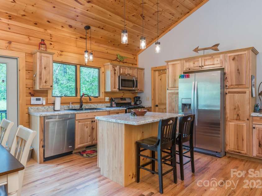 2086 NC Hwy 9 Highway, Black Mountain, NC 28711.  MLS# CAR4273264, YatesRealty ID 22195. 