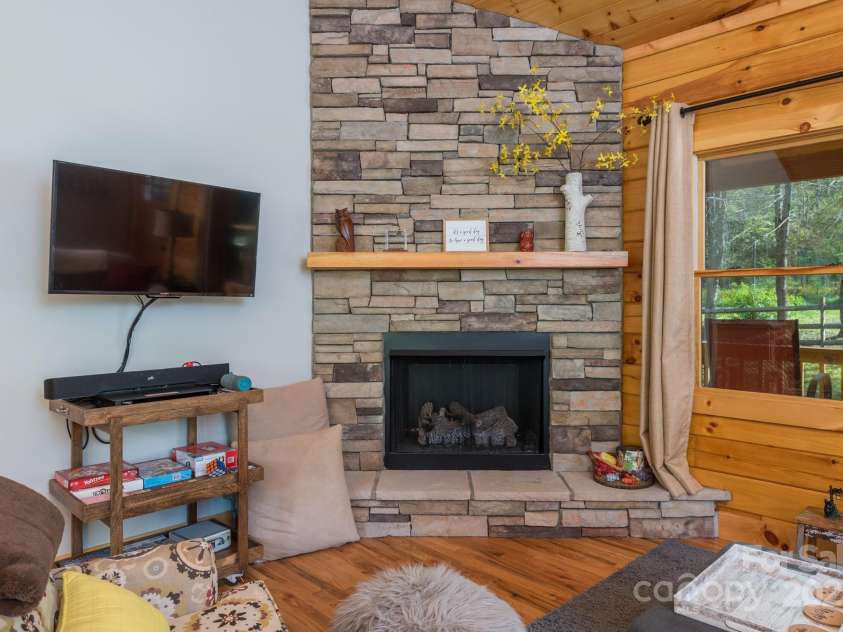 2086 NC Hwy 9 Highway, Black Mountain, NC 28711.  MLS# CAR4273264, YatesRealty ID 22195. 