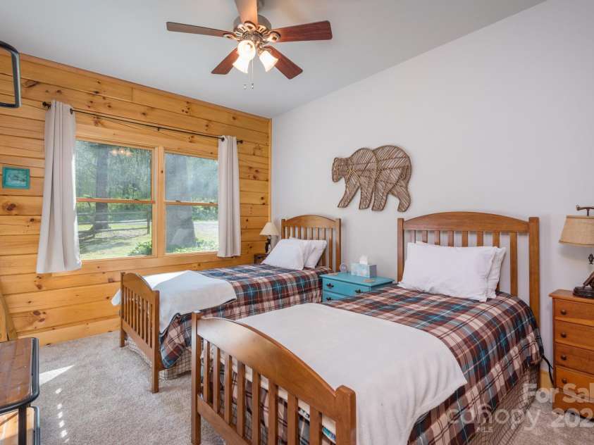 2086 NC Hwy 9 Highway, Black Mountain, NC 28711.  MLS# CAR4273264, YatesRealty ID 22195. 