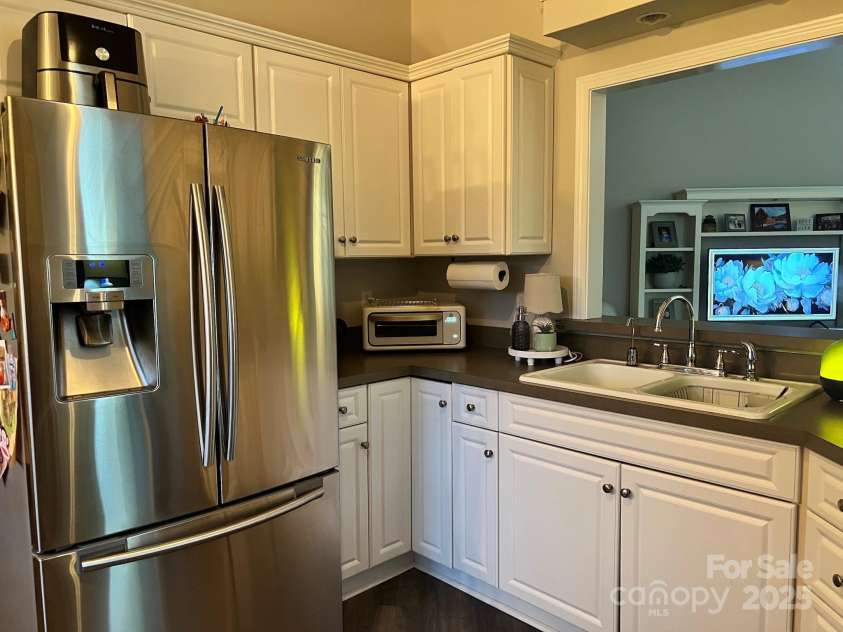 1344 Moonshadow Lane, Shelby, NC 28150.  MLS# CAR4274904, YatesRealty ID 22196. Kitchen Counters and Refrigerator