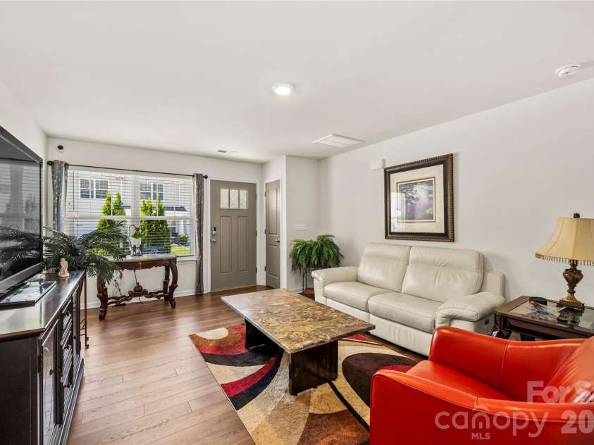 2 Chambers Garden Drive, Arden, NC 28704.  MLS# CAR4381630, YatesRealty ID 22196. 