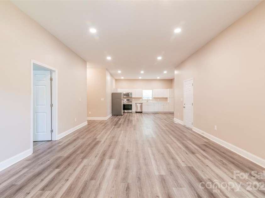 1818 Stowe Avenue, Gastonia, NC 28054.  MLS# CAR4274960, YatesRealty ID 22197. 