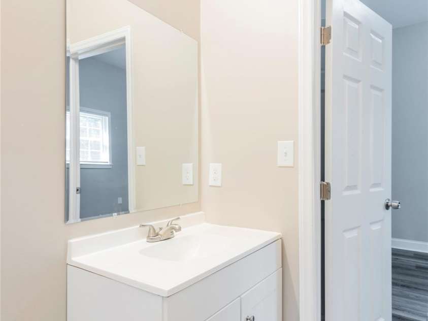 1818 Stowe Avenue, Gastonia, NC 28054.  MLS# CAR4274960, YatesRealty ID 22197. 