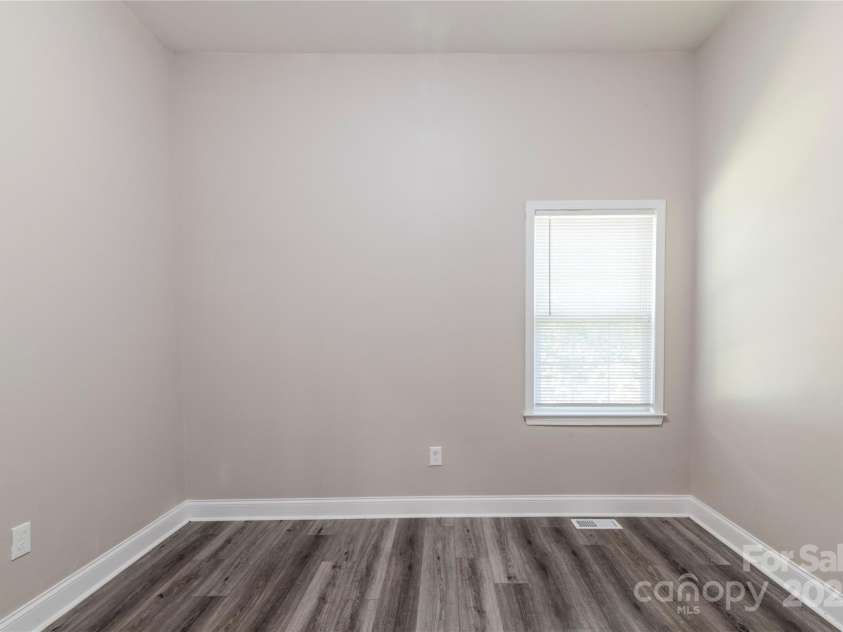 1818 Stowe Avenue, Gastonia, NC 28054.  MLS# CAR4274960, YatesRealty ID 22197. 