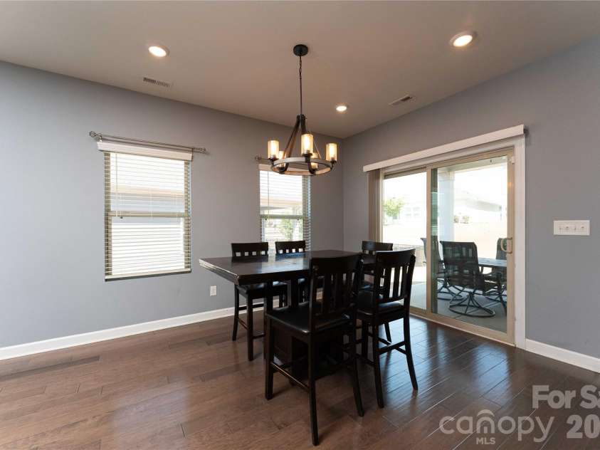 4107 Honey Locust Drive, Charlotte, NC 28215.  MLS# CAR4375845, YatesRealty ID 22197. 
