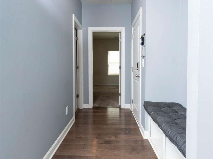 4107 Honey Locust Drive, Charlotte, NC 28215.  MLS# CAR4375845, YatesRealty ID 22197. 