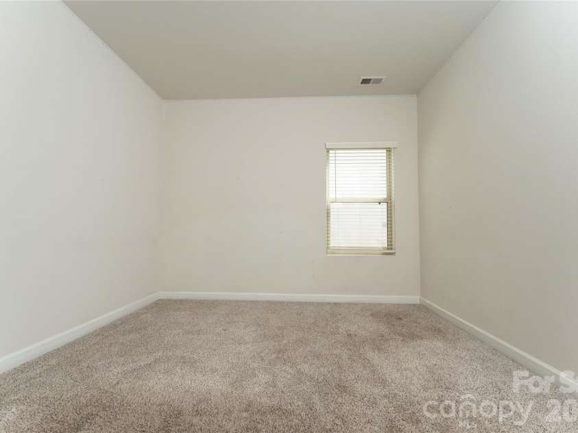 4107 Honey Locust Drive, Charlotte, NC 28215.  MLS# CAR4375845, YatesRealty ID 22197. 