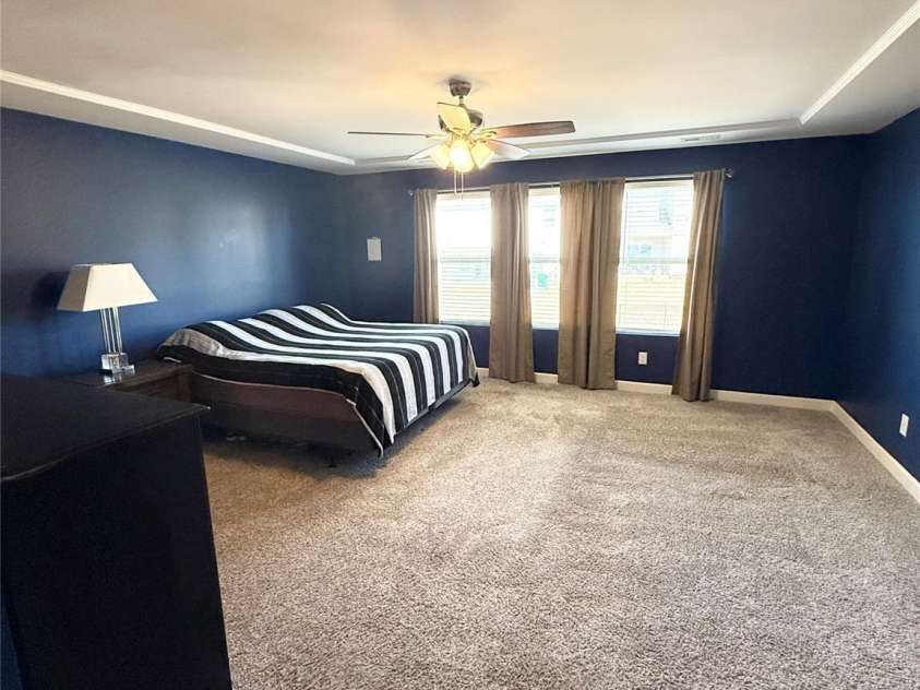 4107 Honey Locust Drive, Charlotte, NC 28215.  MLS# CAR4375845, YatesRealty ID 22197. 