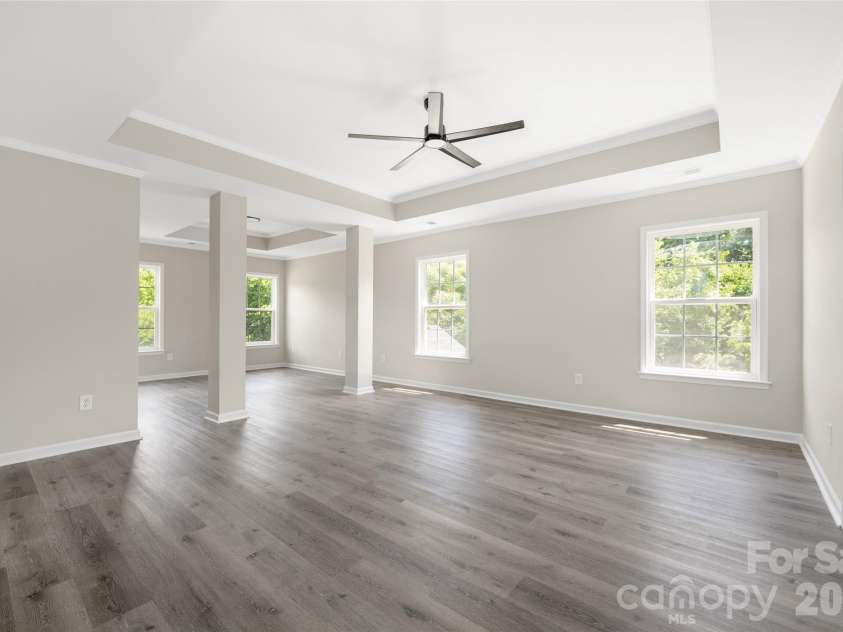 13834 Riding Hill Avenue, Charlotte, NC 28213.  MLS# CAR4378096, YatesRealty ID 22198. 