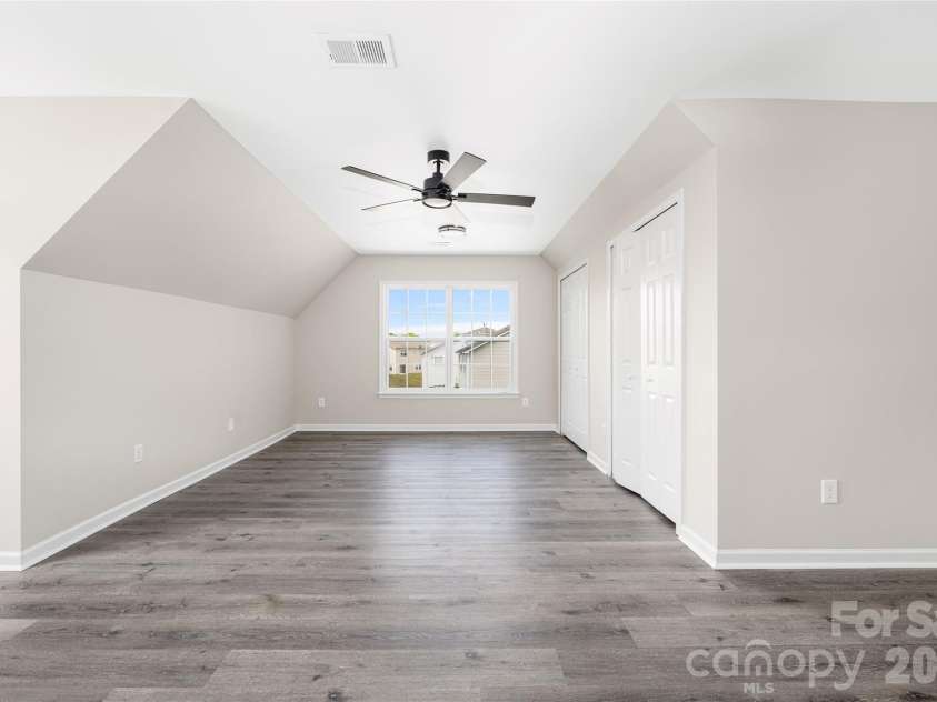 13834 Riding Hill Avenue, Charlotte, NC 28213.  MLS# CAR4378096, YatesRealty ID 22198. 