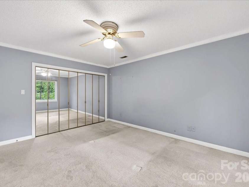 7300 Quail Hill Road, Charlotte, NC 28210.  MLS# CAR4376348, YatesRealty ID 22199. 