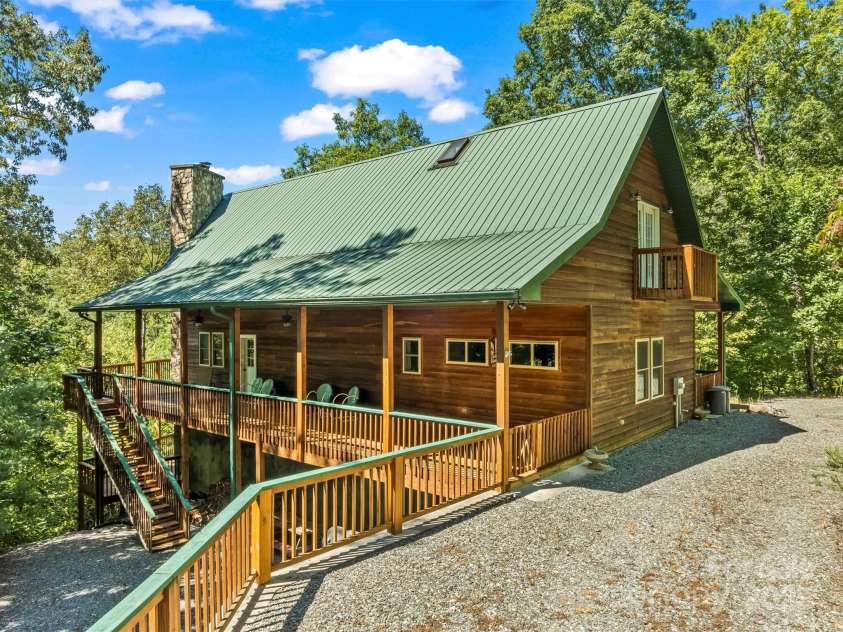 461 Mallard Cove Road, Almond, NC 287032.  MLS# CAR4297324, YatesRealty ID 222. 