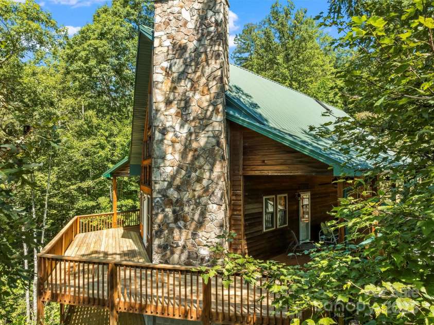 461 Mallard Cove Road, Almond, NC 287032.  MLS# CAR4297324, YatesRealty ID 222. 