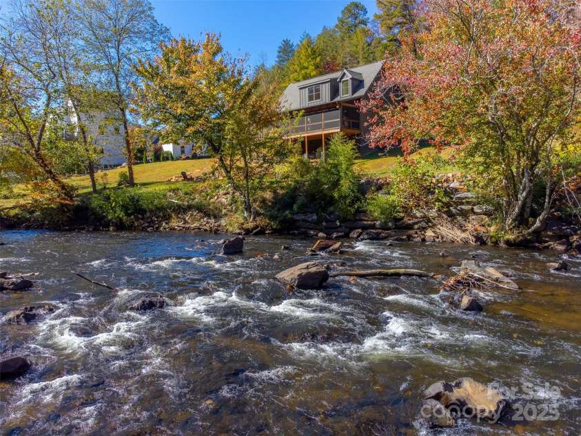 186 Grayling Drive, Cullowhee, NC 28723.  MLS# CAR4314882, YatesRealty ID 2220. 