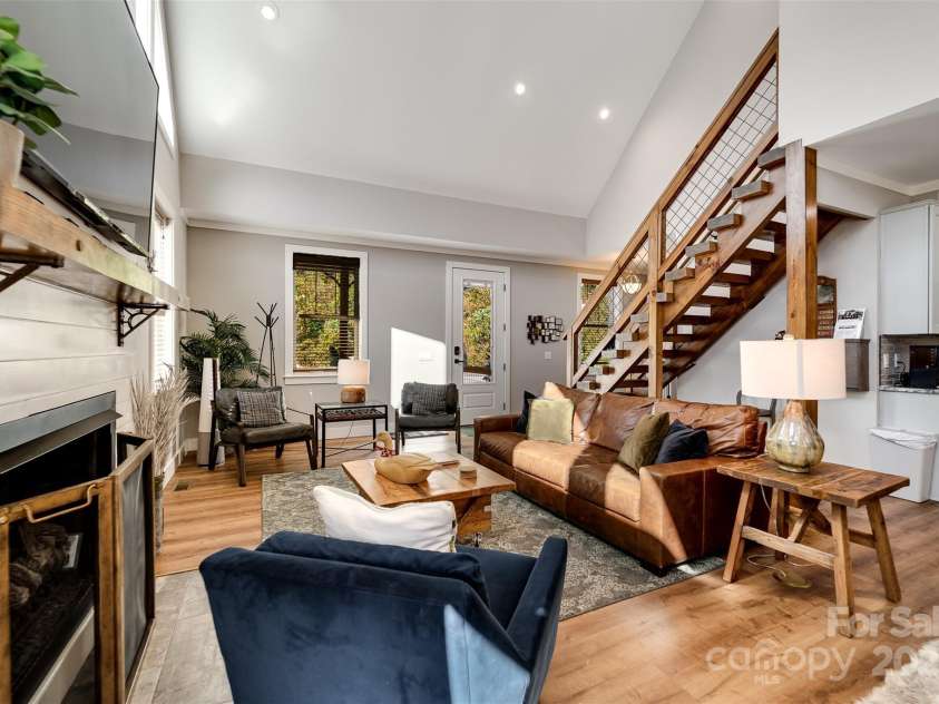 186 Grayling Drive, Cullowhee, NC 28723.  MLS# CAR4314882, YatesRealty ID 2220. 