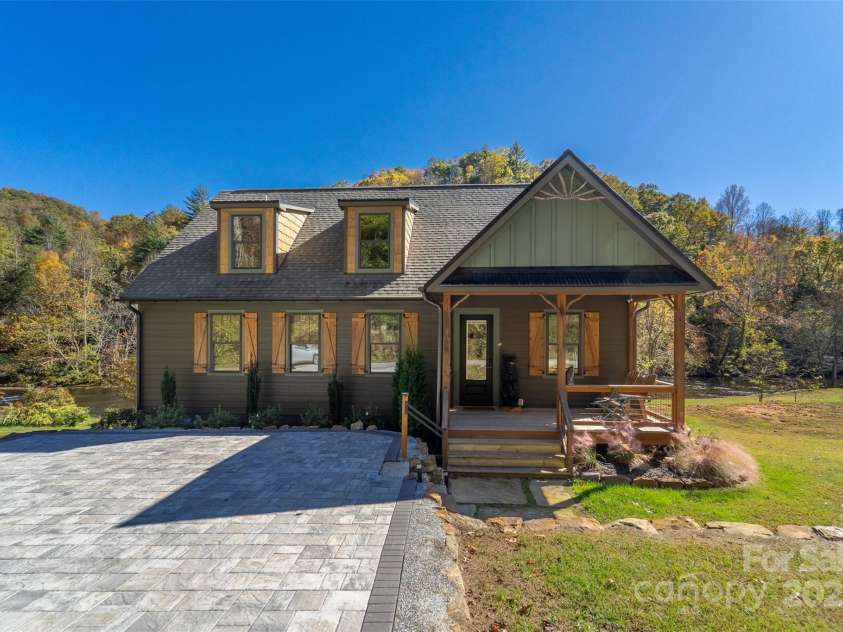 186 Grayling Drive, Cullowhee, NC 28723.  MLS# CAR4314882, YatesRealty ID 2220. 