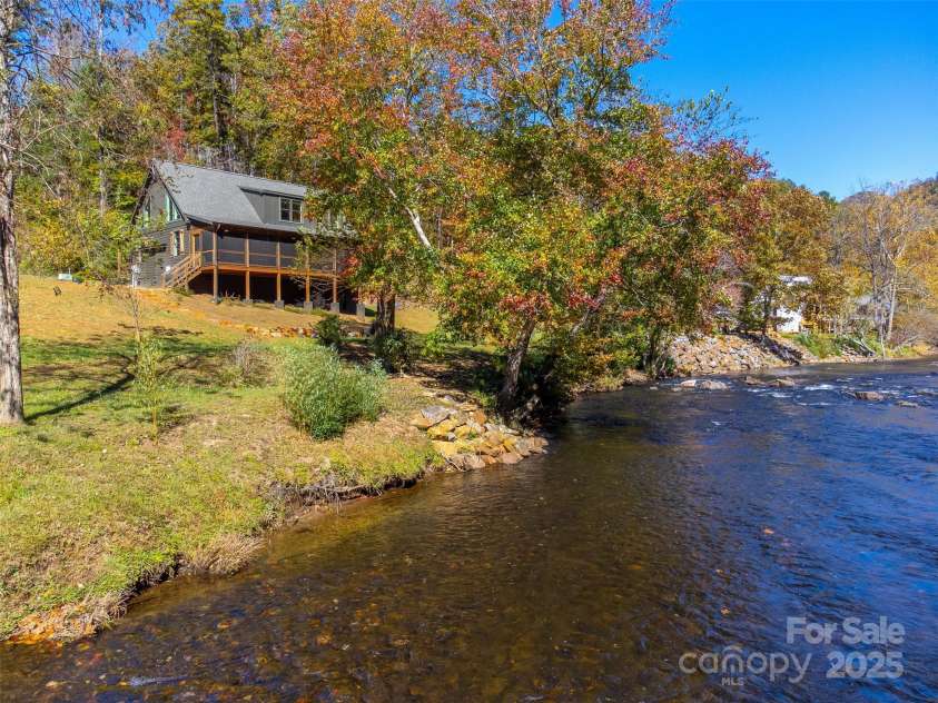 186 Grayling Drive, Cullowhee, NC 28723.  MLS# CAR4314882, YatesRealty ID 2220. 