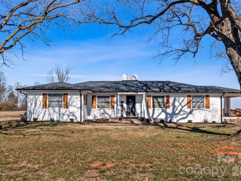 2432 Holcomb Road, Yadkinville, NC 27055.  MLS# CAR4339966, YatesRealty ID 2220. 