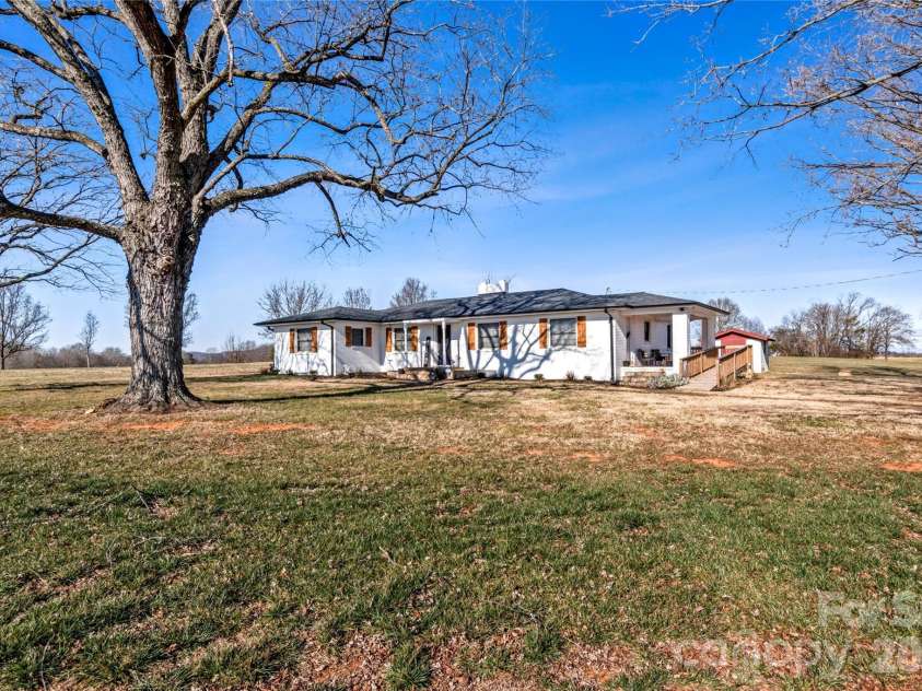 2432 Holcomb Road, Yadkinville, NC 27055.  MLS# CAR4339966, YatesRealty ID 2220. 