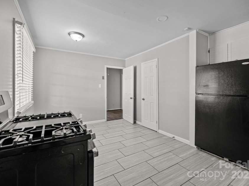 3120 Minnesota Road, Charlotte, NC 28208.  MLS# CAR4231697, YatesRealty ID 2220. 