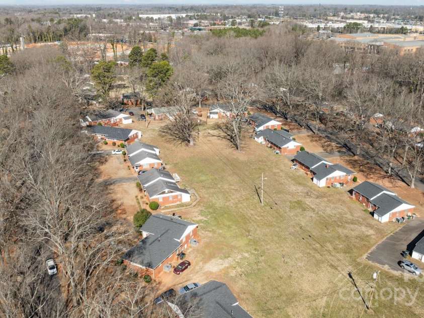 3120 Minnesota Road, Charlotte, NC 28208.  MLS# CAR4231697, YatesRealty ID 2220. 