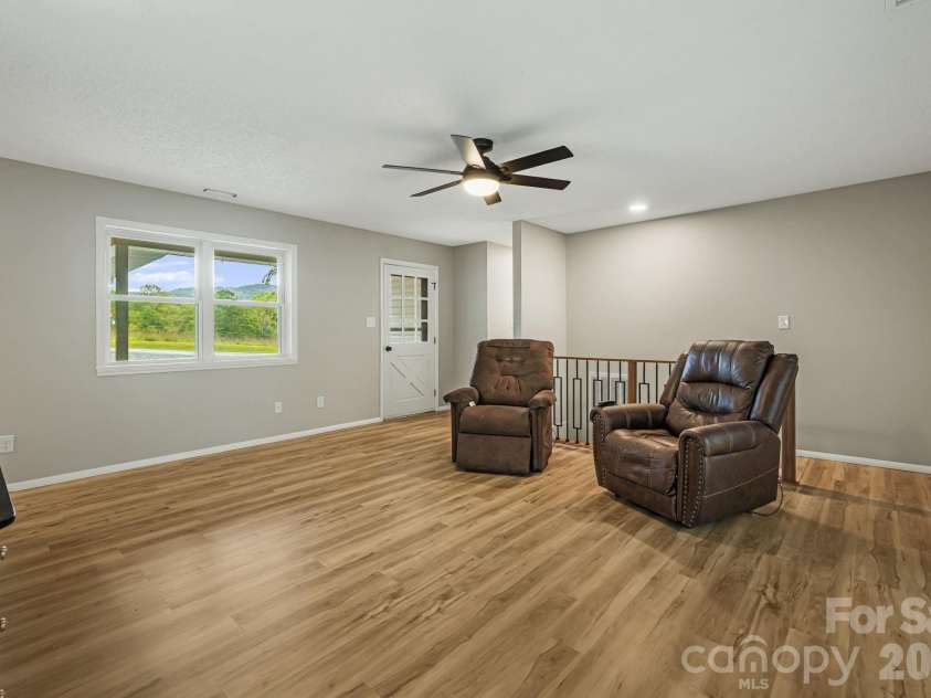 1007 Dula Road, Spruce Pine, NC 28777.  MLS# CAR4307434, YatesRealty ID 22203. 