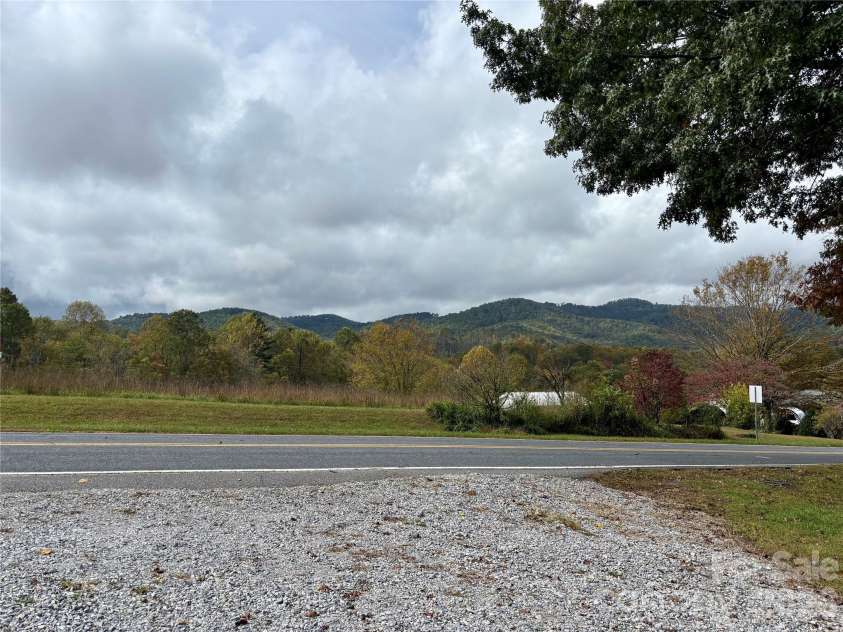 1007 Dula Road, Spruce Pine, NC 28777.  MLS# CAR4307434, YatesRealty ID 22203. View from driveway