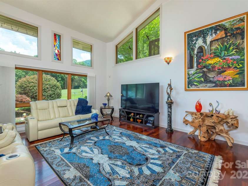 141 Courtland Court, Lake Lure, NC 28746.  MLS# CAR4274567, YatesRealty ID 22205. 