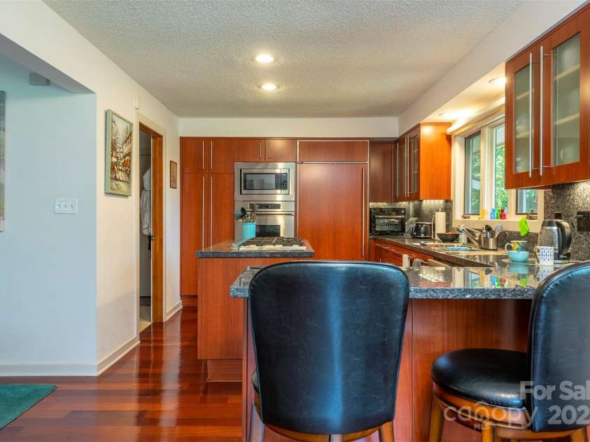 141 Courtland Court, Lake Lure, NC 28746.  MLS# CAR4274567, YatesRealty ID 22205. 