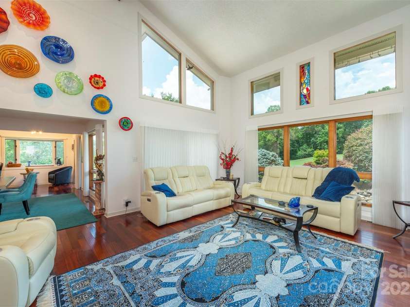 141 Courtland Court, Lake Lure, NC 28746.  MLS# CAR4274567, YatesRealty ID 22205. 