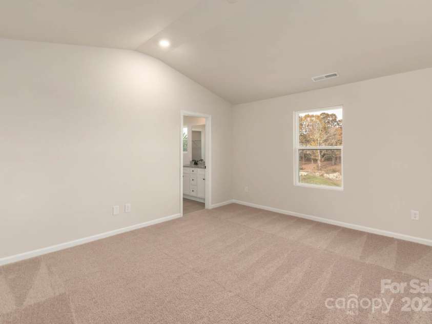 1058 Jonestown Road, Winston Salem, NC 27103.  MLS# CAR4295112, YatesRealty ID 2221. 