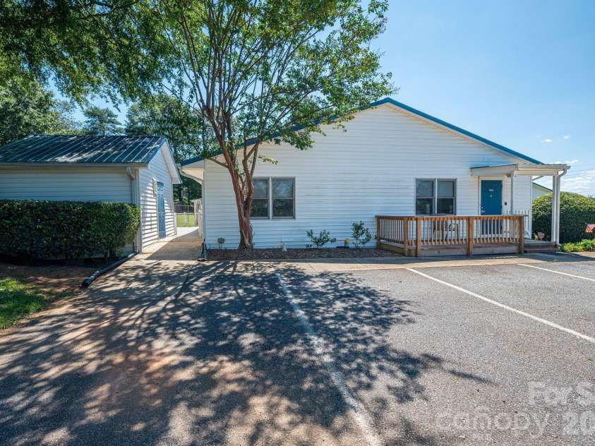 2482 June Bug Road, Vale, NC 28168.  MLS# CAR4356997, YatesRealty ID 22210. 