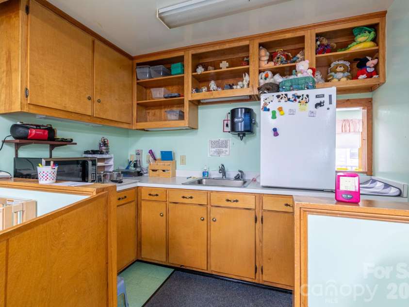 2482 June Bug Road, Vale, NC 28168.  MLS# CAR4356997, YatesRealty ID 22210. 
