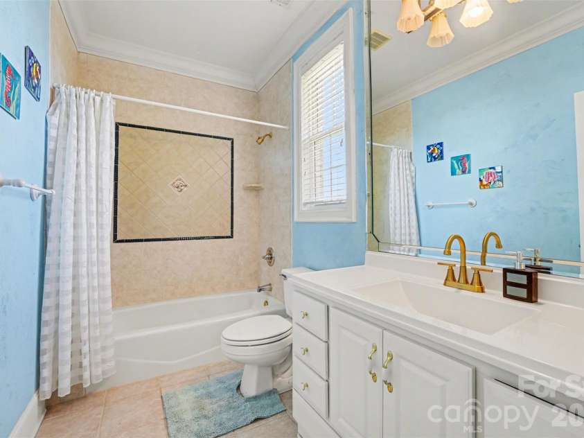 14515 Davis Trace Drive, Mint Hill, NC 28227.  MLS# CAR4364908, YatesRealty ID 22212. 