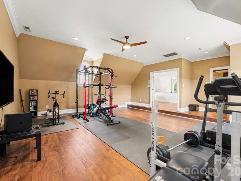 14515 Davis Trace Drive, Mint Hill, NC 28227.  MLS# CAR4364908, YatesRealty ID 22212. 